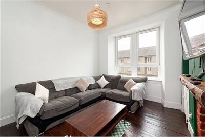 Flat 1/2, 33 East King Street, , G84 7QJ - image 3