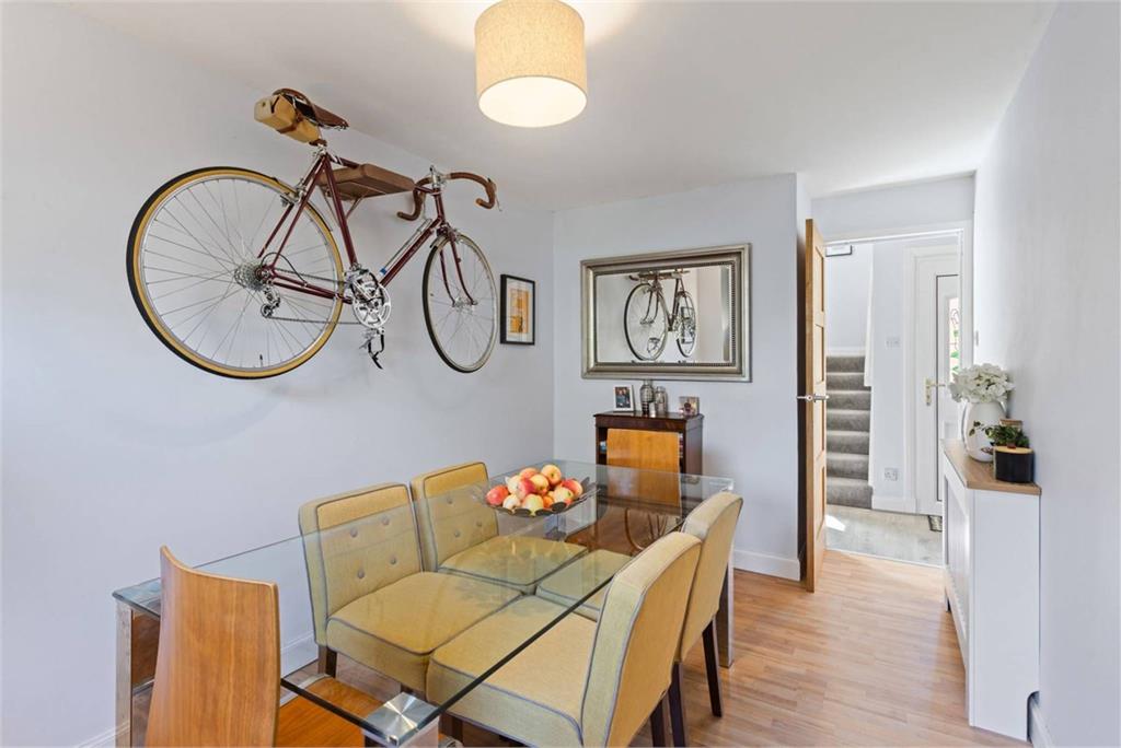 9 Fair A Far, Cramond, Edinburgh, EH4 6QB - image 11