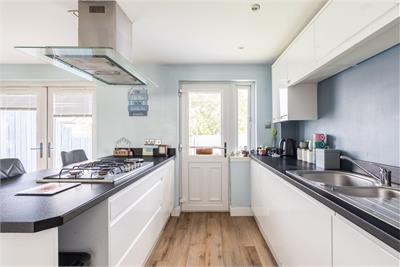 114 Penicuik Road, Roslin, EH25 9NT - image 3