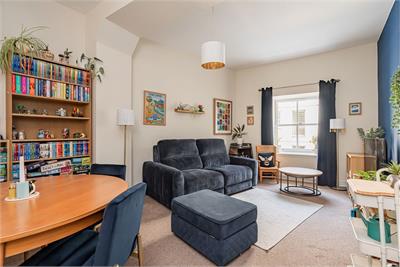 18/26 Johns Place, Edinburgh, EH6 7EN - image 2