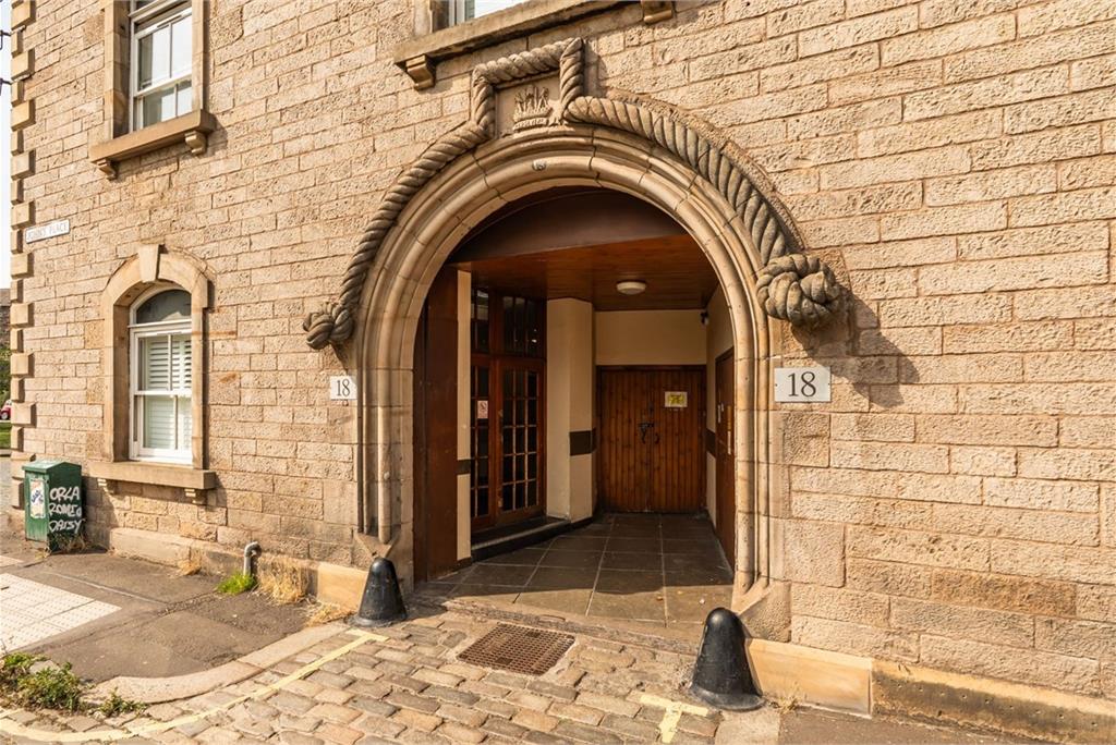 18/26 Johns Place, Edinburgh, EH6 7EN - image 13