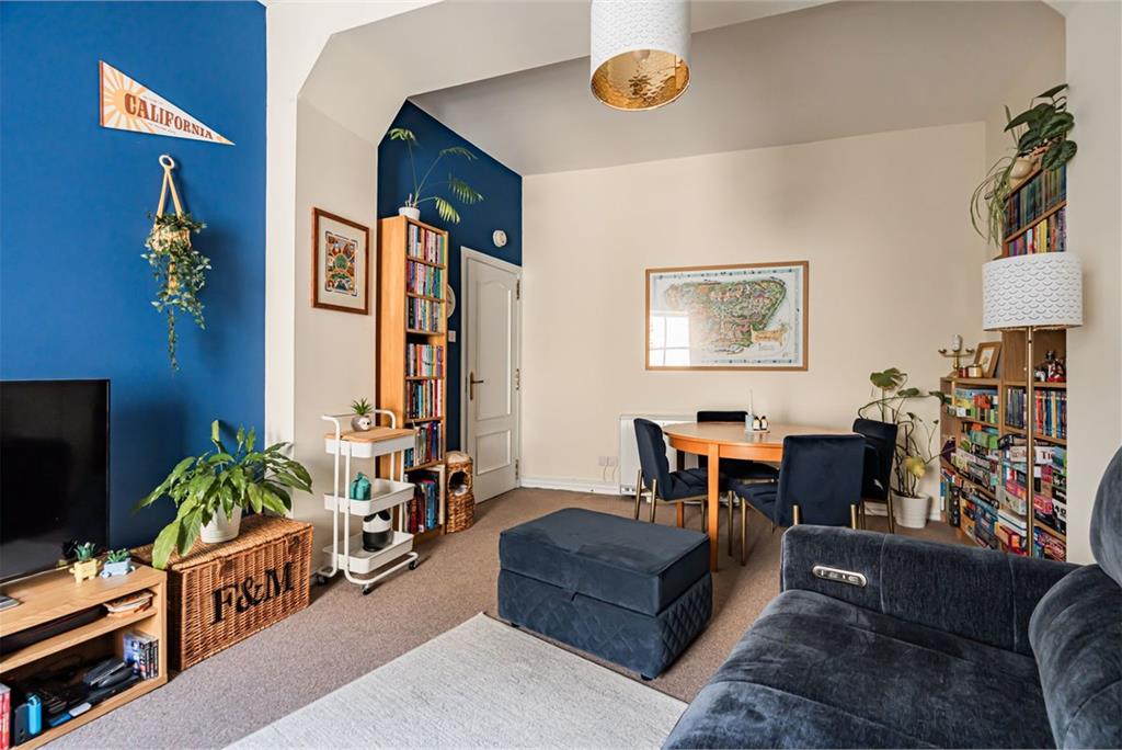 18/26 Johns Place, Edinburgh, EH6 7EN - image 3