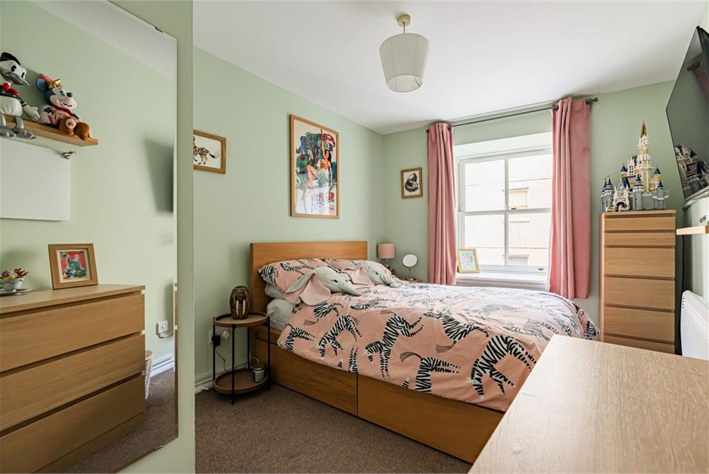 18/26 Johns Place, Edinburgh, EH6 7EN - image 6
