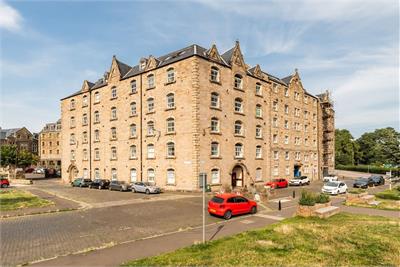 18/26 Johns Place, Edinburgh, EH6 7EN - image 1
