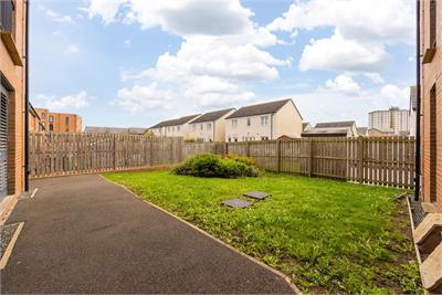 25/8 Lurie Place, Edinburgh, EH16 4FY - image 15