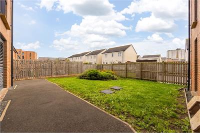 25/8 Lurie Place, Edinburgh, EH16 4FY - image 15