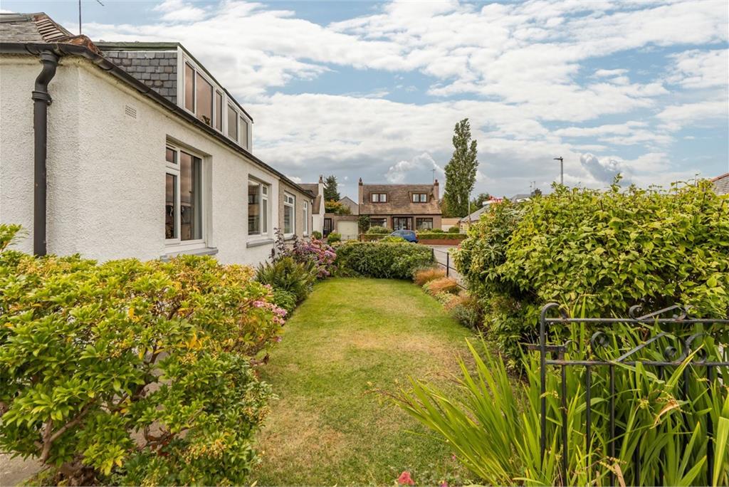 45 Broompark Road, Edinburgh, EH12 7JZ - image 33