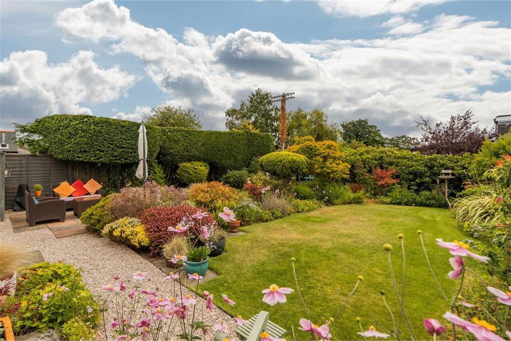 45 Broompark Road, Edinburgh, EH12 7JZ - image 9