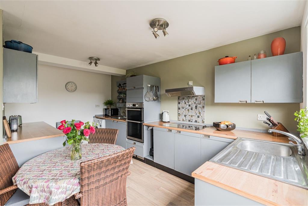 45 Broompark Road, Edinburgh, EH12 7JZ - image 10