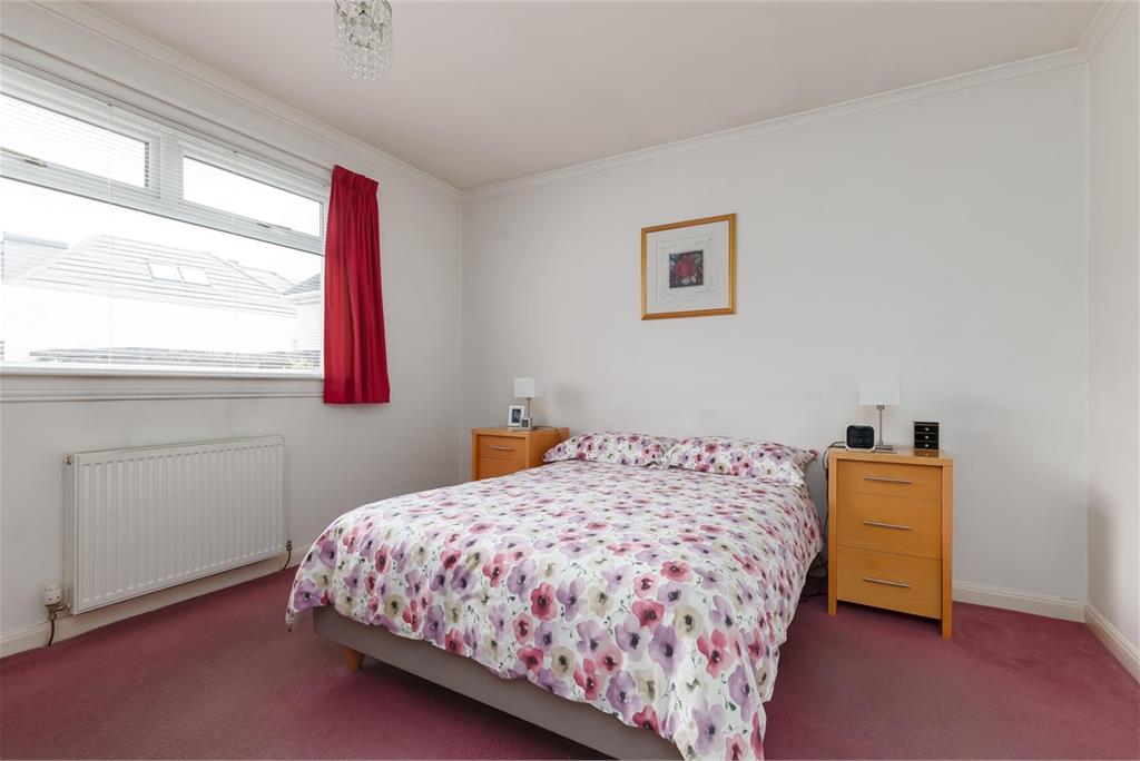 38 Drum Brae South,
Edinburgh,
EH12 8SZ - image 11