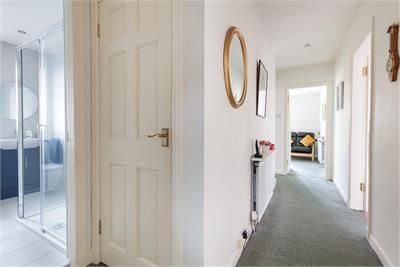 38 Drum Brae South, Edinburgh, EH12 8SZ - image 18