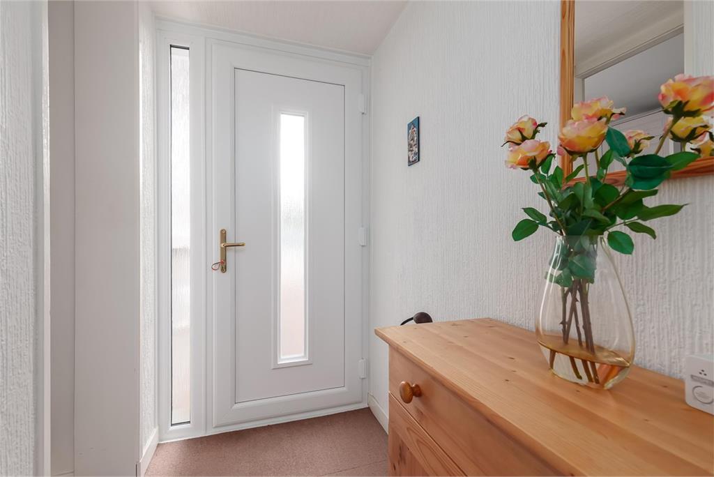 38 Drum Brae South,
Edinburgh,
EH12 8SZ - image 20