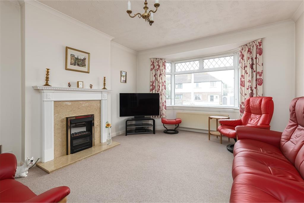 38 Drum Brae South,
Edinburgh,
EH12 8SZ - image 3