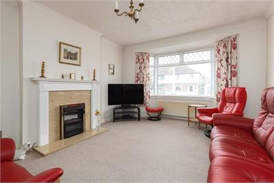 38 Drum Brae South, Edinburgh, EH12 8SZ - image 3