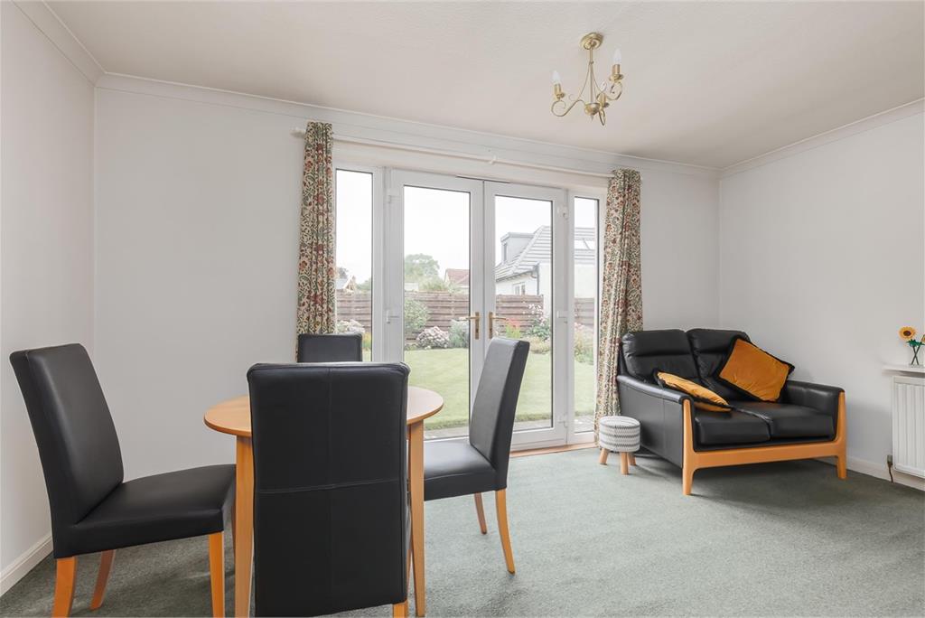 38 Drum Brae South,
Edinburgh,
EH12 8SZ - image 10
