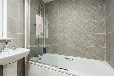 15 Mayflower Grove, Loanhead, EH20 9FD - image 14