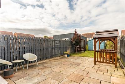 15 Mayflower Grove, Loanhead, EH20 9FD - image 17