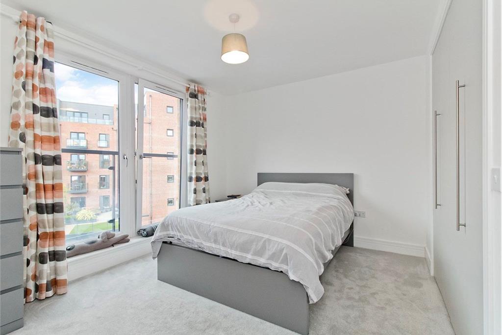 Flat 12, 21 Geissler Drive, The Shore, Edinburgh, EH6 6AP - image 7