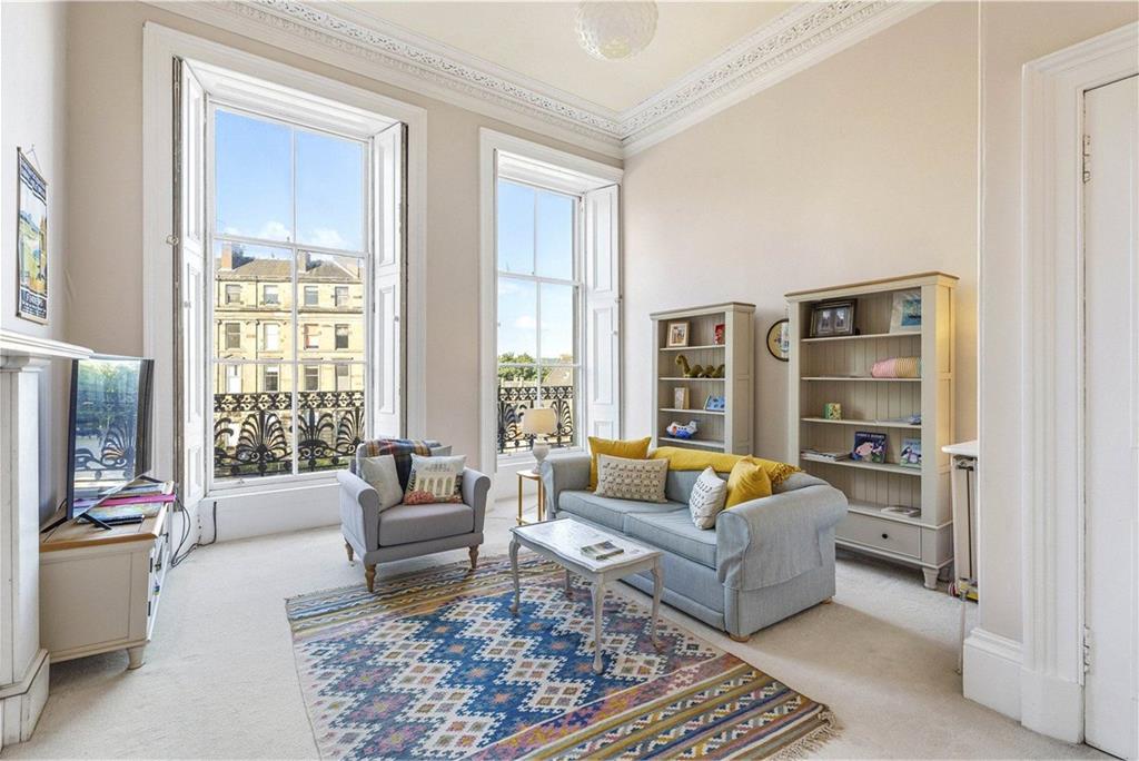 8/2 Bellevue Terrace,
New Town,
Edinburgh,
EH7 4DT - image 2