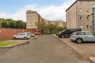 7/6 Alexander Drive, Edinburgh, EH11 2RH - image 11