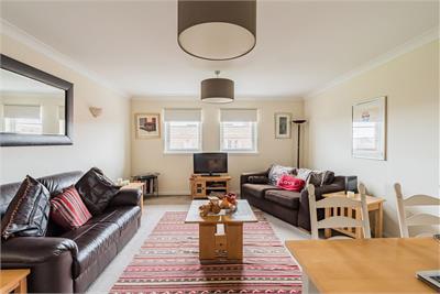7/6 Alexander Drive, Edinburgh, EH11 2RH - image 13
