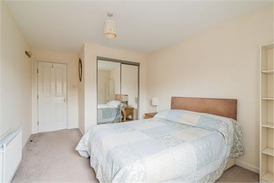 7/6 Alexander Drive, Edinburgh, EH11 2RH - image 5