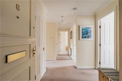 7/6 Alexander Drive, Edinburgh, EH11 2RH - image 9