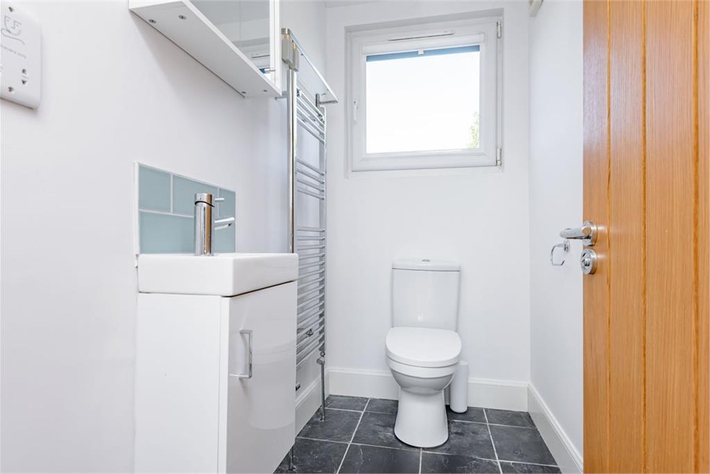 14 Southfield Gardens West, Edinburgh, EH15 1RL - image 17