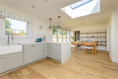 14 Southfield Gardens West, Edinburgh, EH15 1RL - image 4