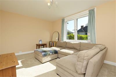 44 Carlops Crescent, , Penicuik, EH26 0DN - image 2