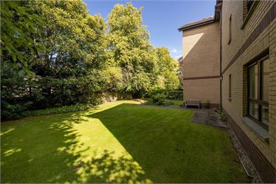 2/3 St Teresa Place, Edinburgh, EH10 5UB - image 19