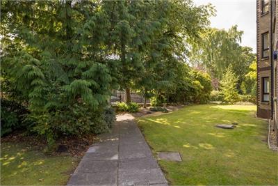 2/3 St Teresa Place, Edinburgh, EH10 5UB - image 20