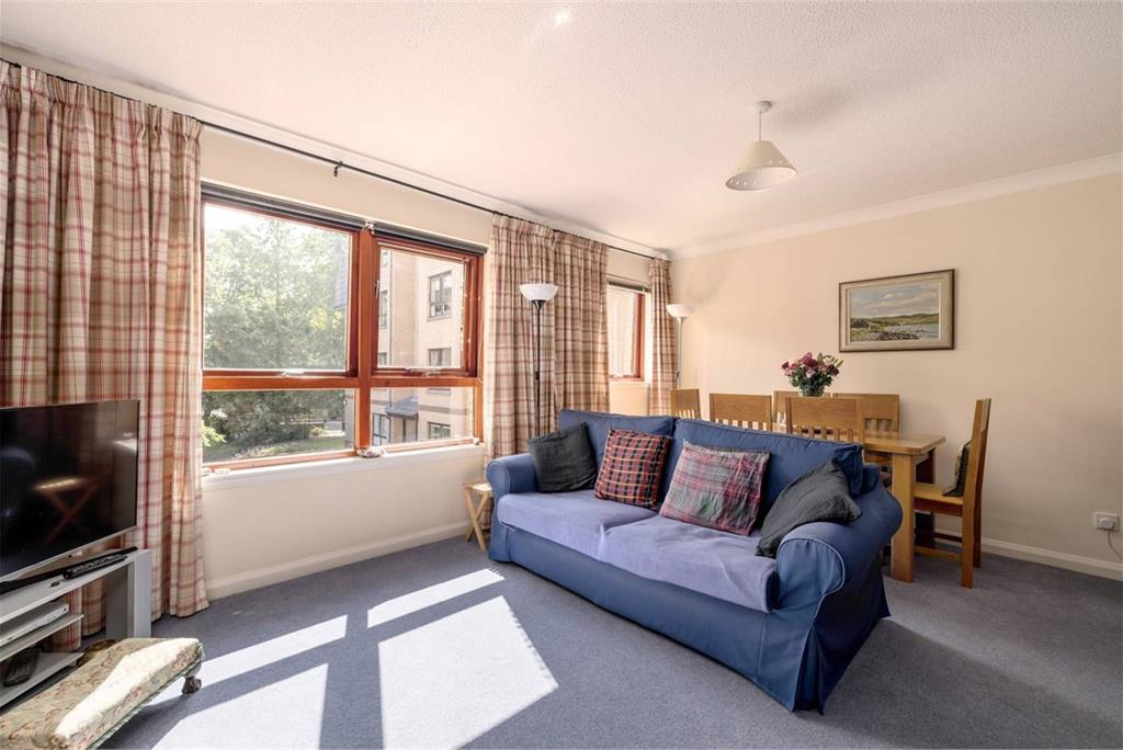 2/3 St Teresa Place, Edinburgh, EH10 5UB - image 3