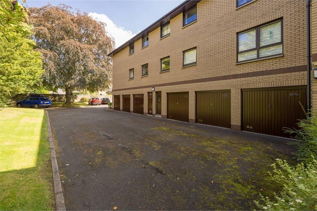 2/3 St Teresa Place, Edinburgh, EH10 5UB - image 21