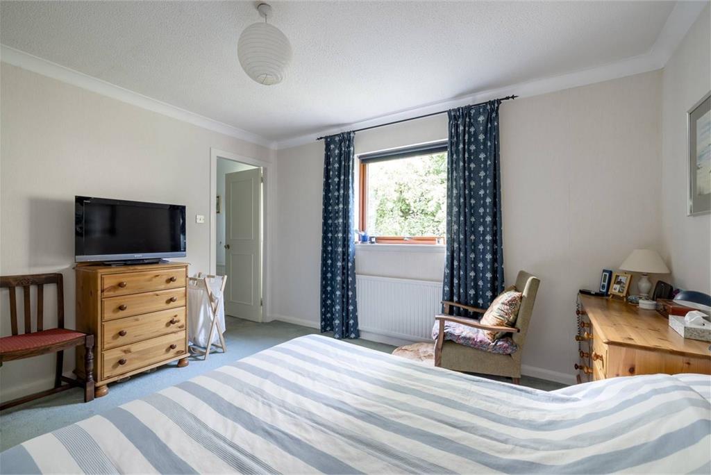 2/3 St Teresa Place, Edinburgh, EH10 5UB - image 10