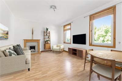 3 (flat 6), Loganlea Drive, Craigentinny, Edinburgh, EH7 6LS - image 1