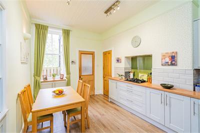 2 Beresford Avenue, Trinity, Edinburgh, EH5 3ET - image 4