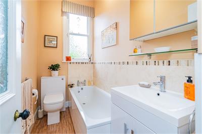 2 Beresford Avenue, Trinity, Edinburgh, EH5 3ET - image 10
