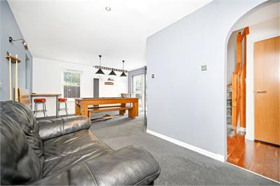 7 Barley Bree Lane, Easthouses, Midlothian, EH22 4UD - image 2