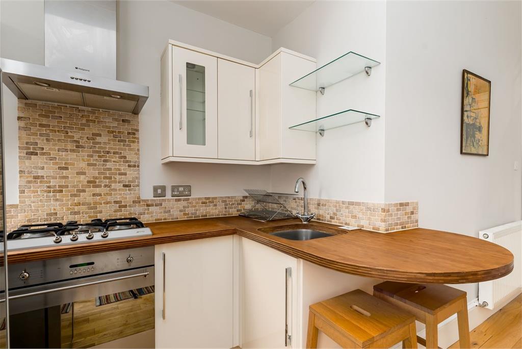 Flat 1, 36, Cumberland Street, New Town, Edinburgh, EH3 6RG - image 7