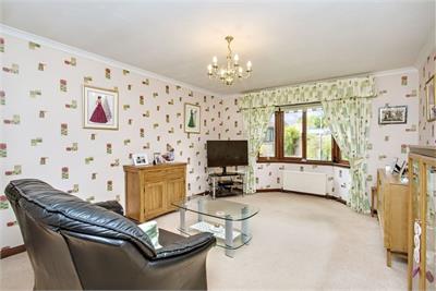 10 Rose Neuk, Bonnyrigg, EH19 3RN - image 3
