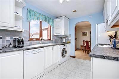 10 Rose Neuk, Bonnyrigg, EH19 3RN - image 4