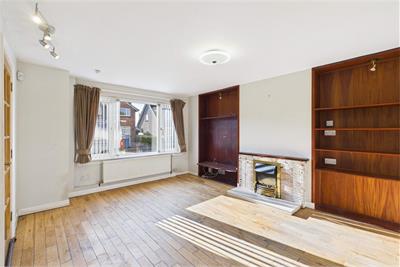 7 Torphin Place, Kirkcaldy, KY2 6JG - image 2