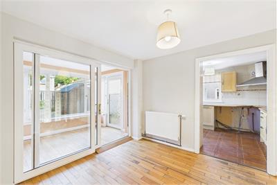7 Torphin Place, Kirkcaldy, KY2 6JG - image 5