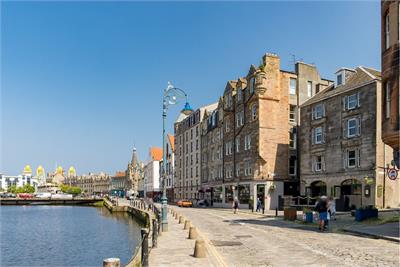 1/6 Waters Close, The Shore, Edinburgh, EH6 6RB - image 1