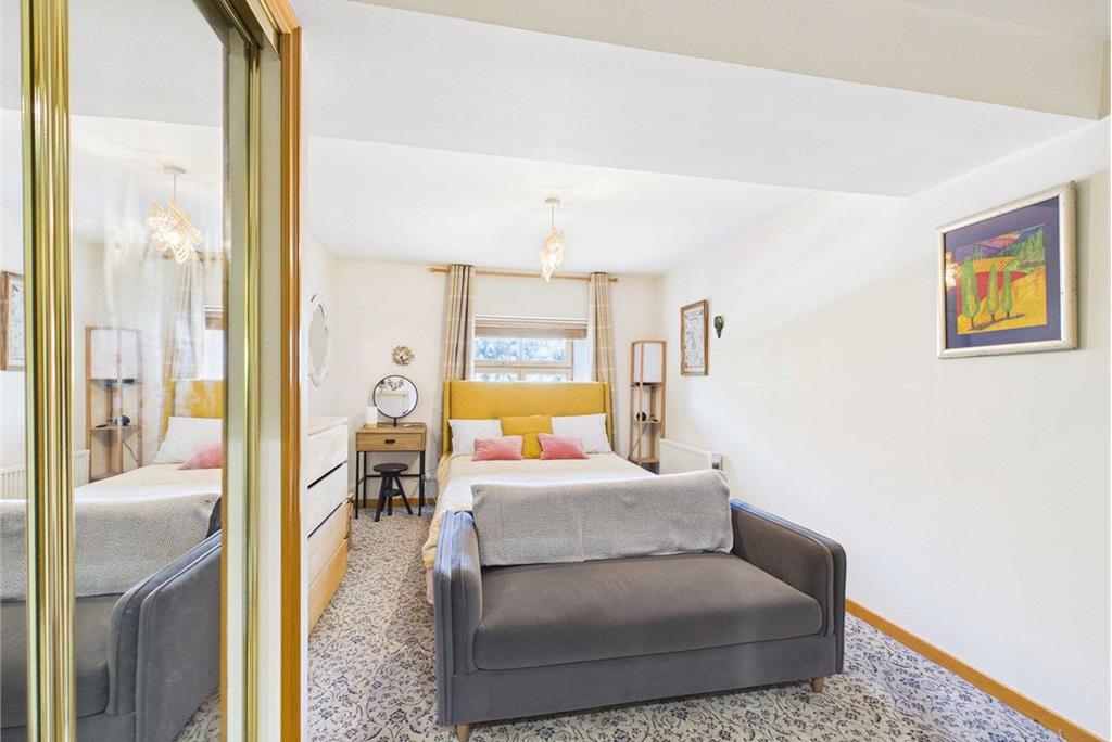 Flat 29, 102 Commercial Street, Leith, Edinburgh, EH6 6LS - image 12