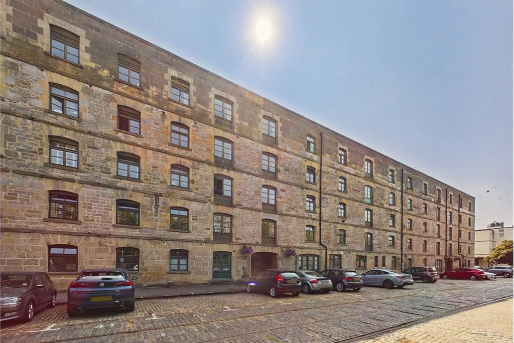 Flat 29, 102 Commercial Street, Leith, Edinburgh, EH6 6LS - image 1