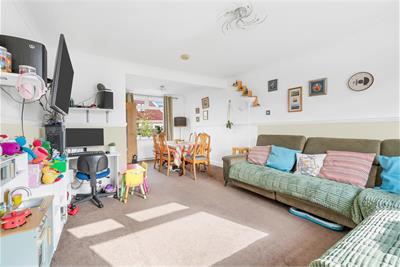 4 Woodbank Grove, Comrie, Dunfermline, KY12 9XP - image 3