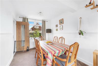 4 Woodbank Grove, Comrie, Dunfermline, KY12 9XP - image 6