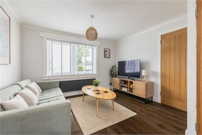 90 Gordon Avenue, Bonnyrigg, EH19 2PQ - image 2